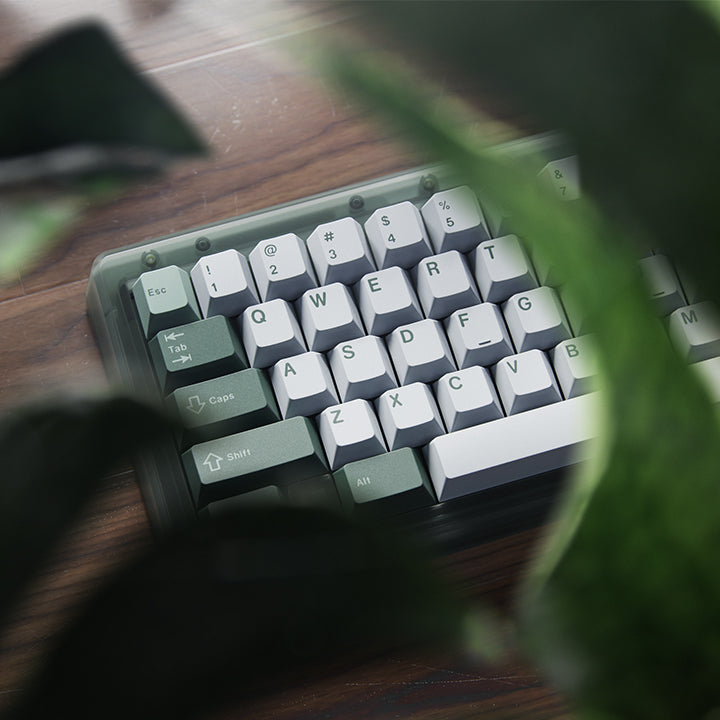 white and green mechanical keyboard - whatgeek