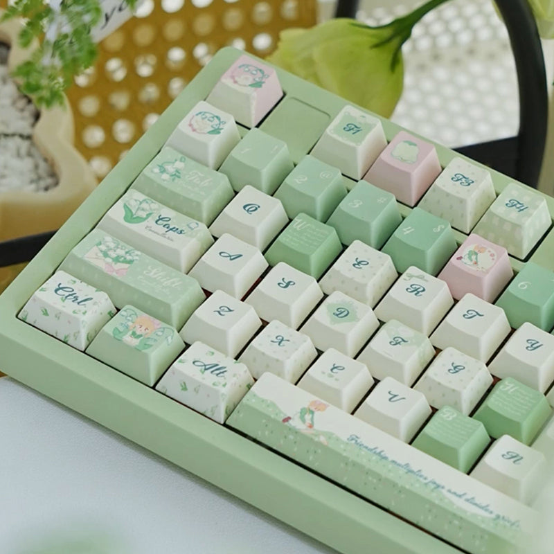 Whatgeekexclusivekeyboardleoboghi75LilyoftheValley_1_b28449e6-c7cf-4e3a-85f4-0e40e5f48ff8